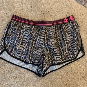Under Armour Women’s Running shorts XL